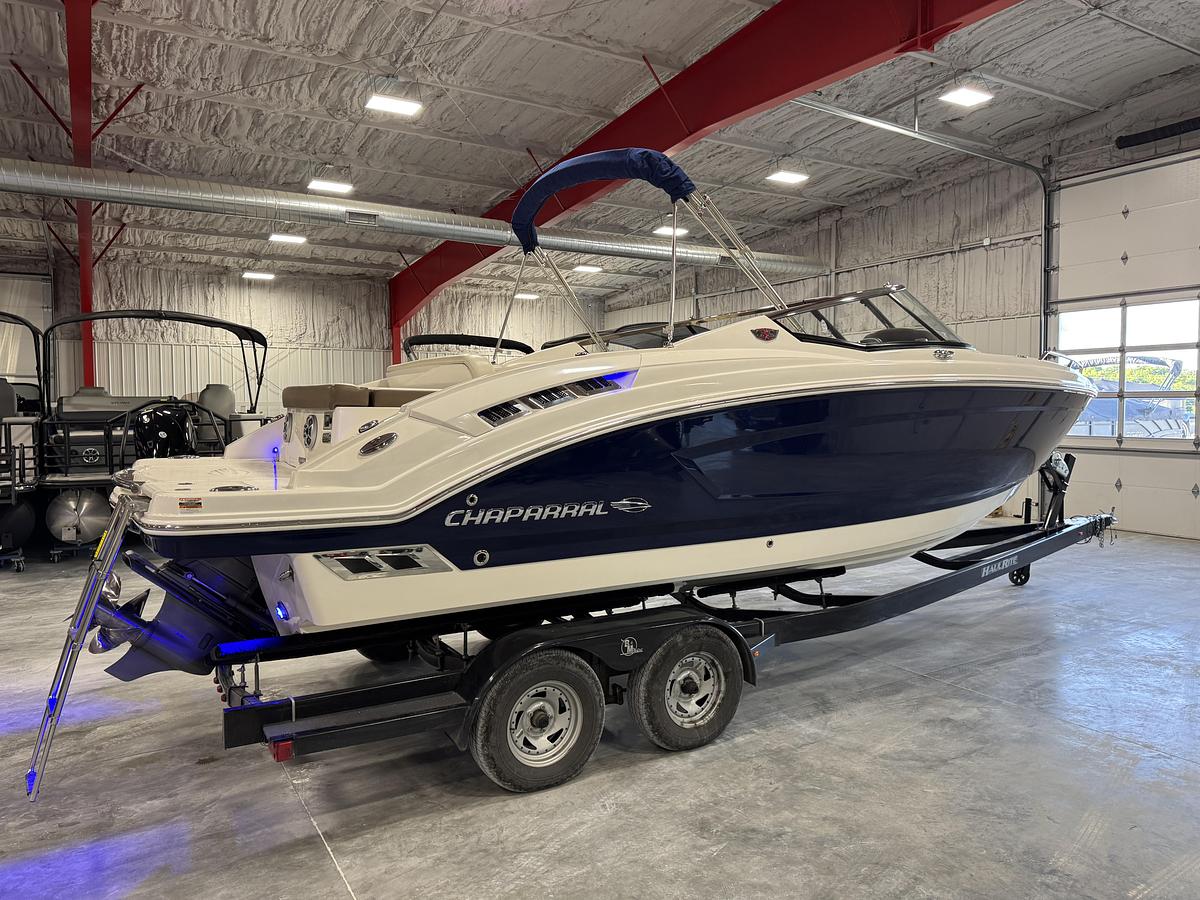 Used 2015 Chaparral 257 SSX
