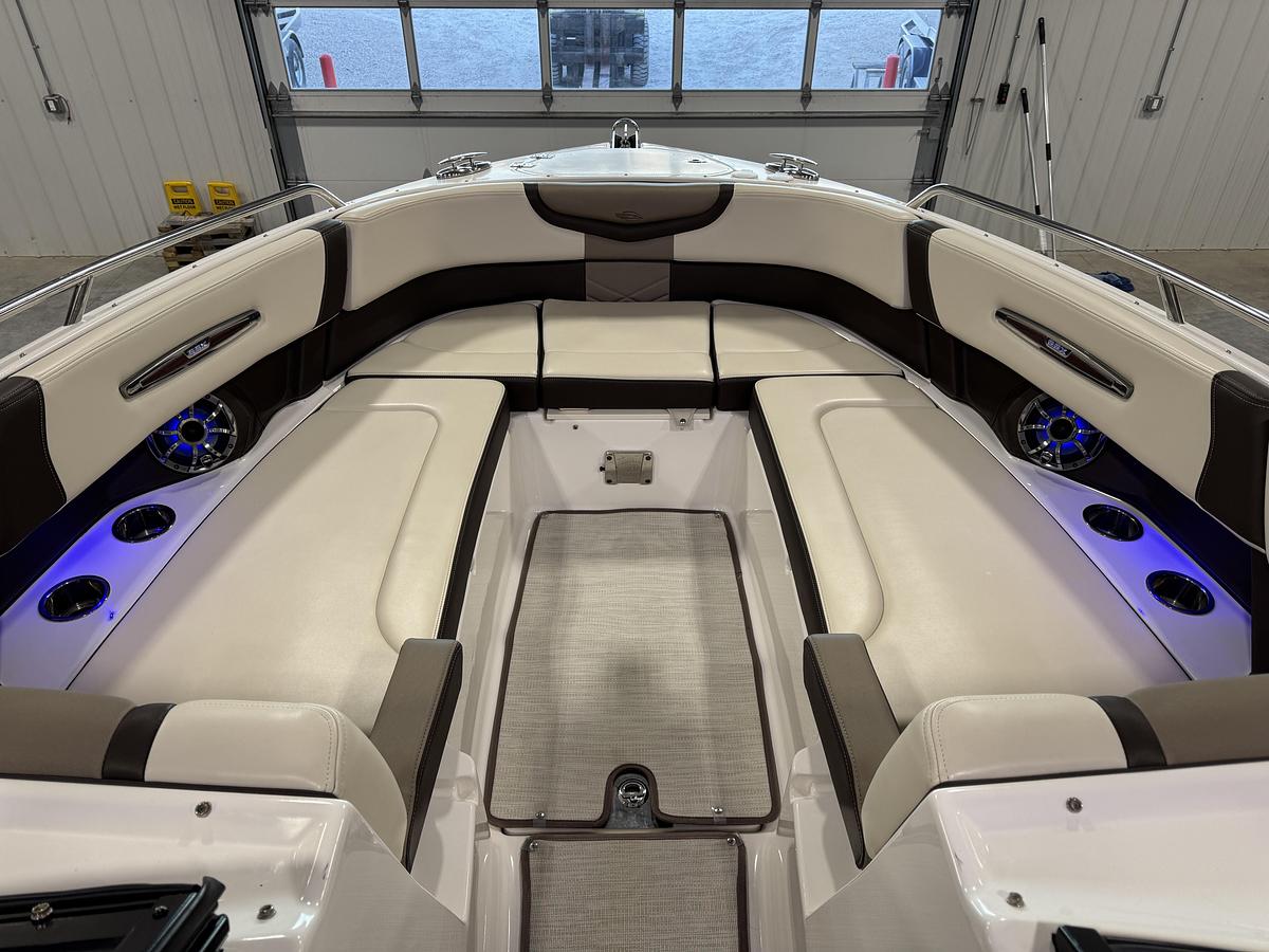 Used 2019 Chaparral 317 SSX