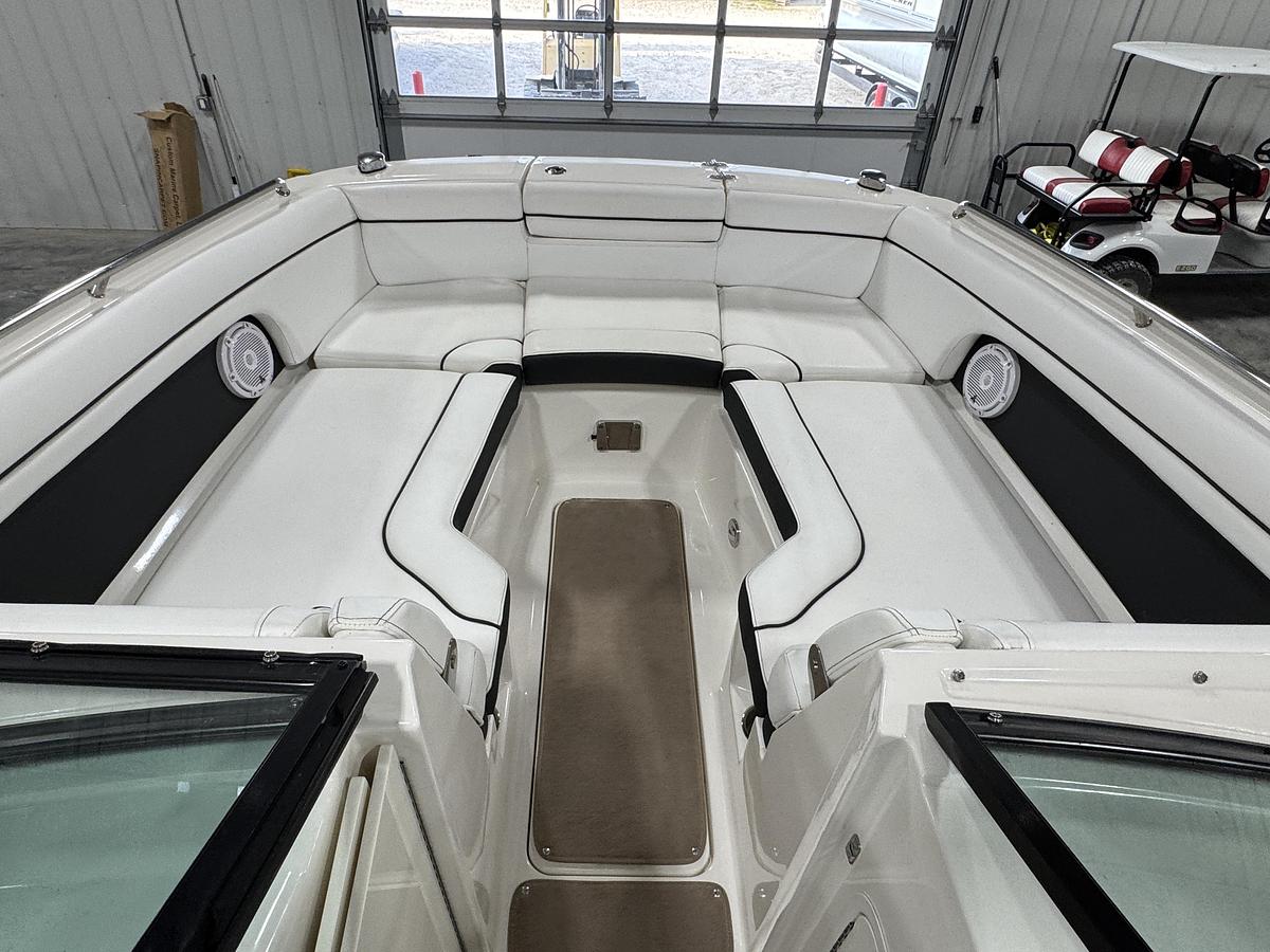 Used 2015 Sea Ray 270 SDX