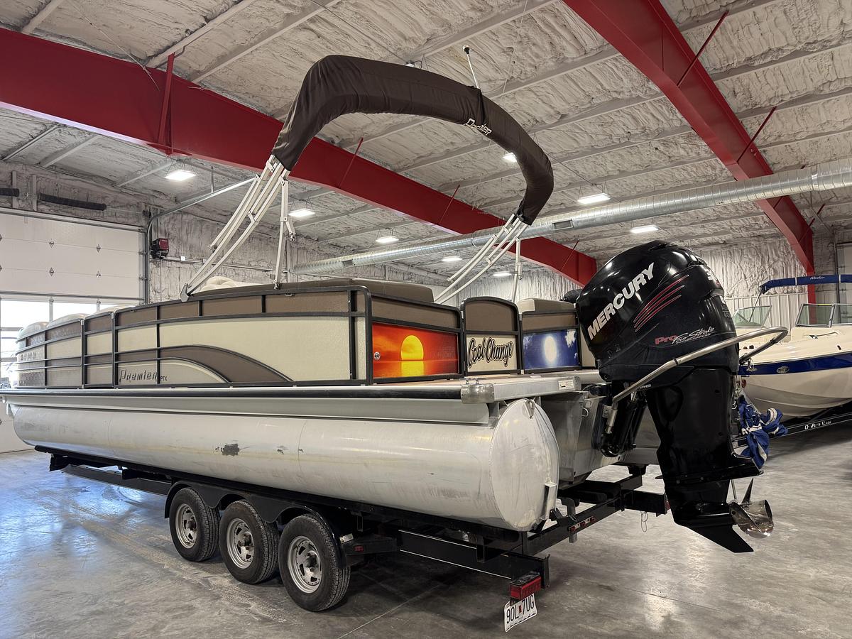 Used 2014 Premier 290 Grand Isle 10' wide