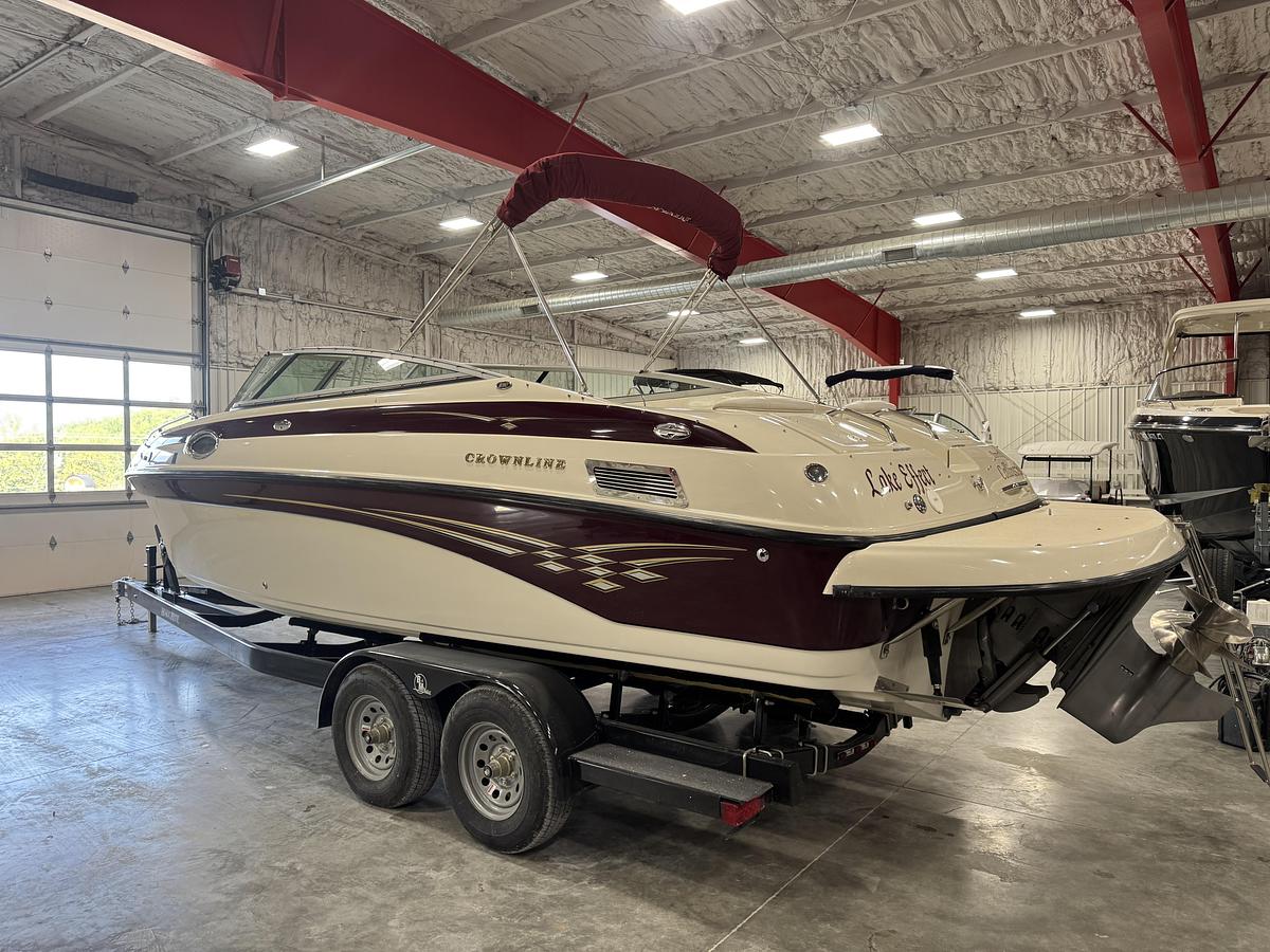 Used 2004 Crownline 270 BR