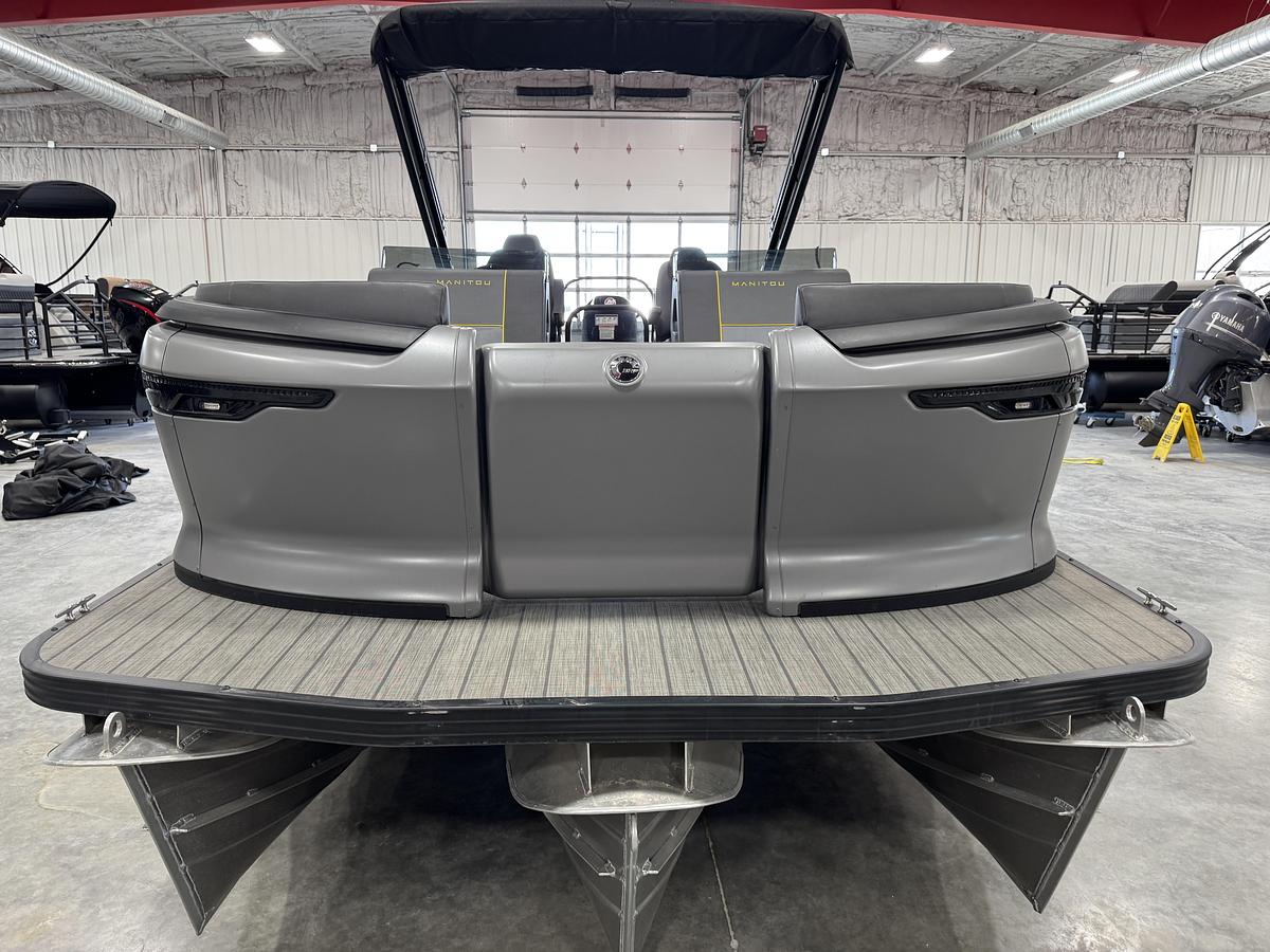 2025 Manitou 24 Explore