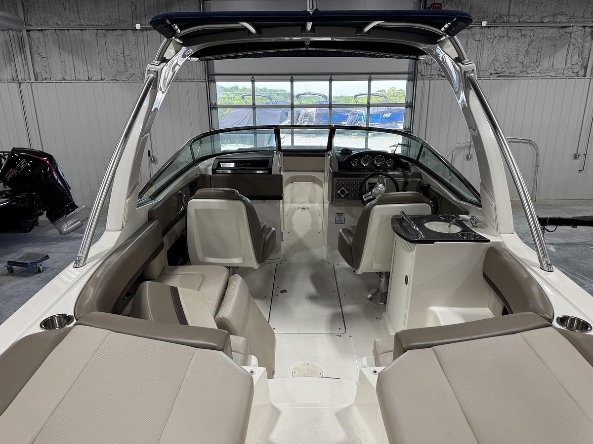 Used 2011 Sea Ray 250 SLX