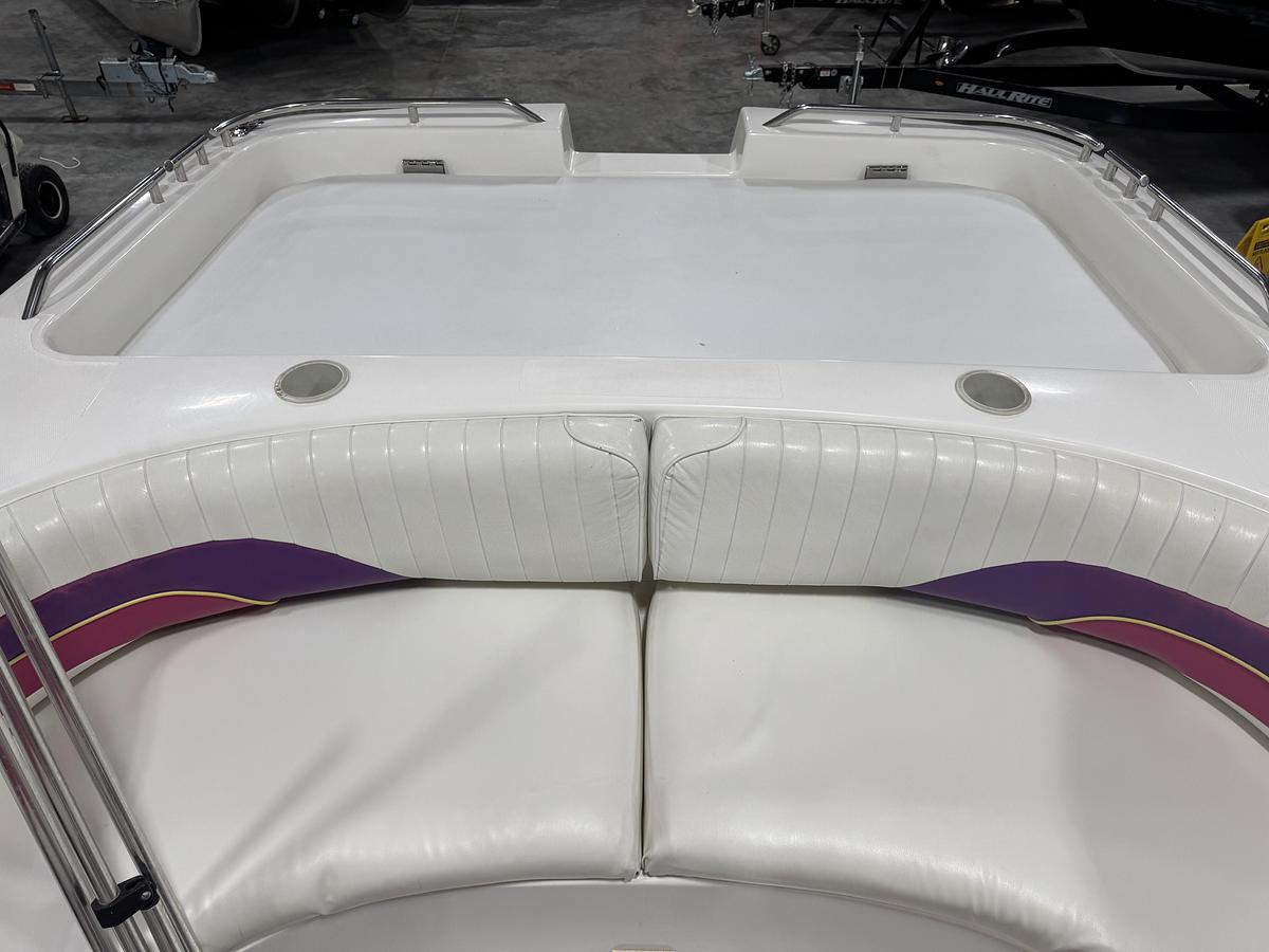 Used 1997 Thompson 29 Torrent