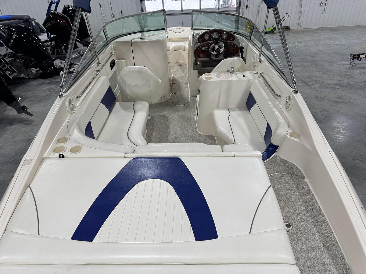 Used 2004 Rinker 262 BR