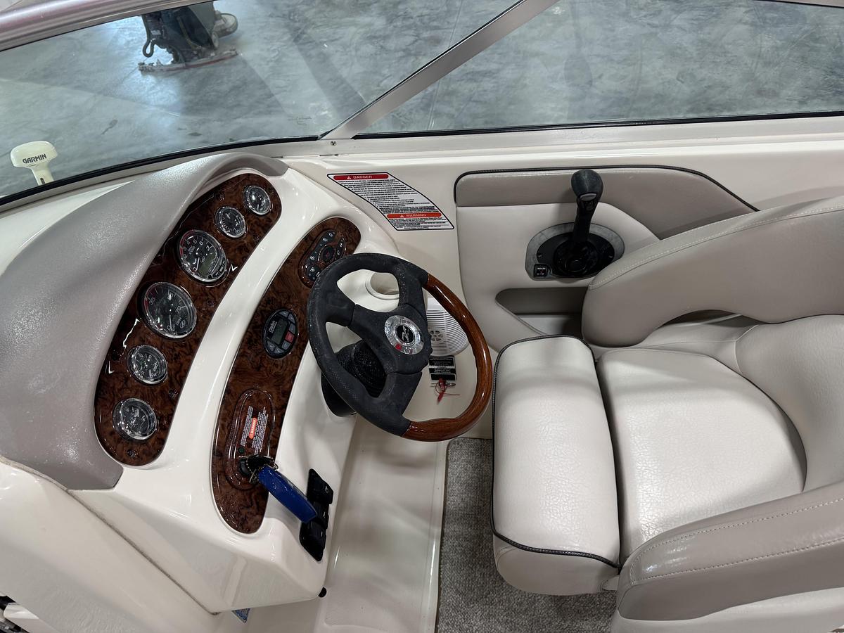 Used 2004 Sea Ray 270 Sundeck