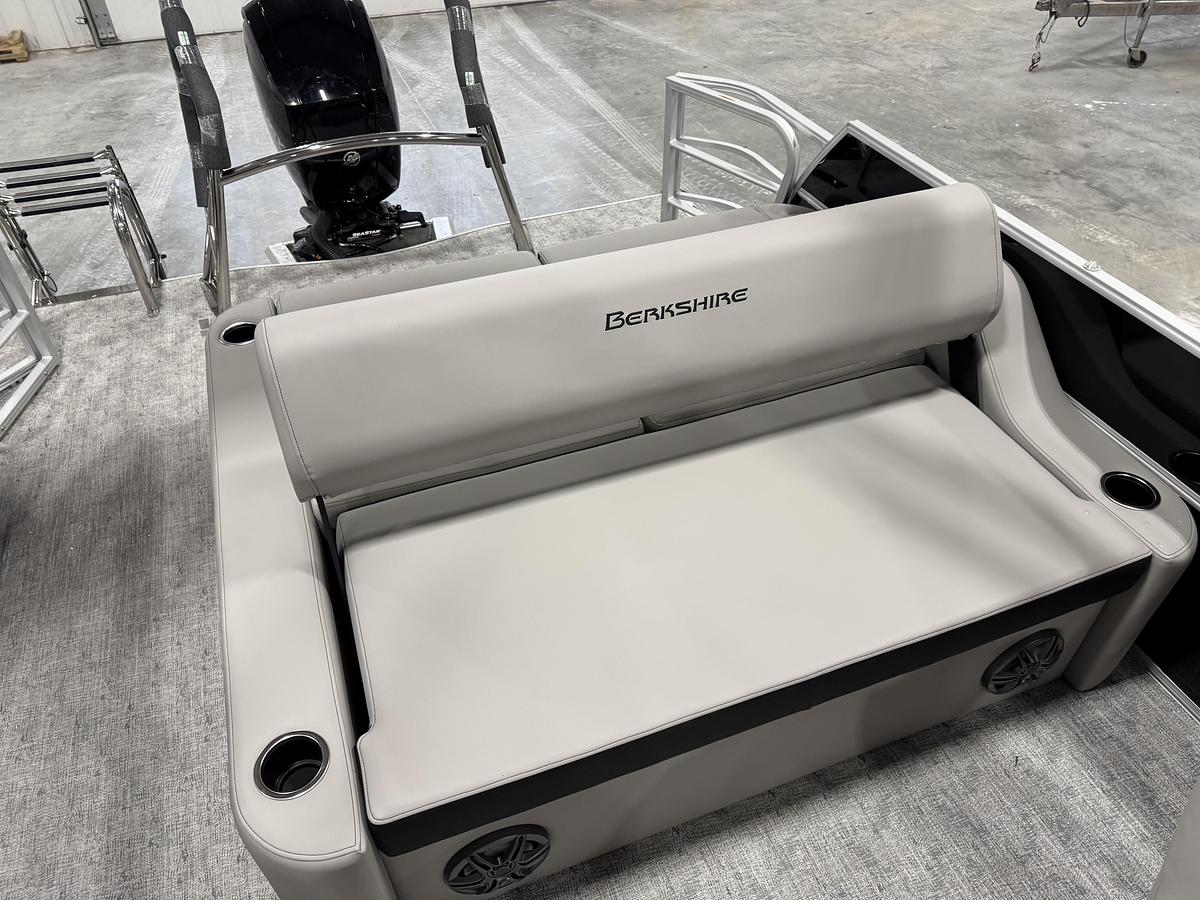 2026 Berkshire 24 UL LE