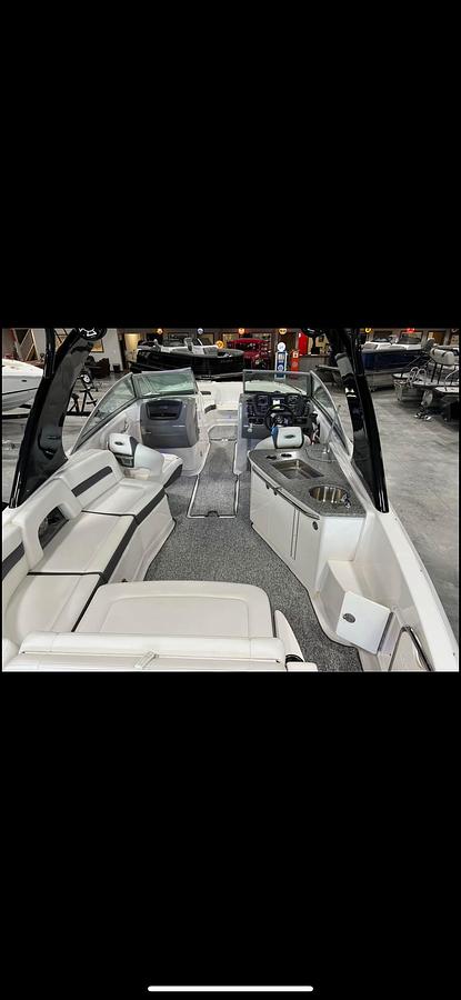Used 2013 Chaparral 284 Sunesta