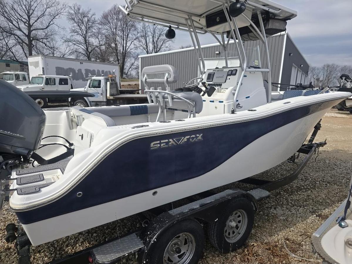 Used 2012 Sea Fox 226 Center Console