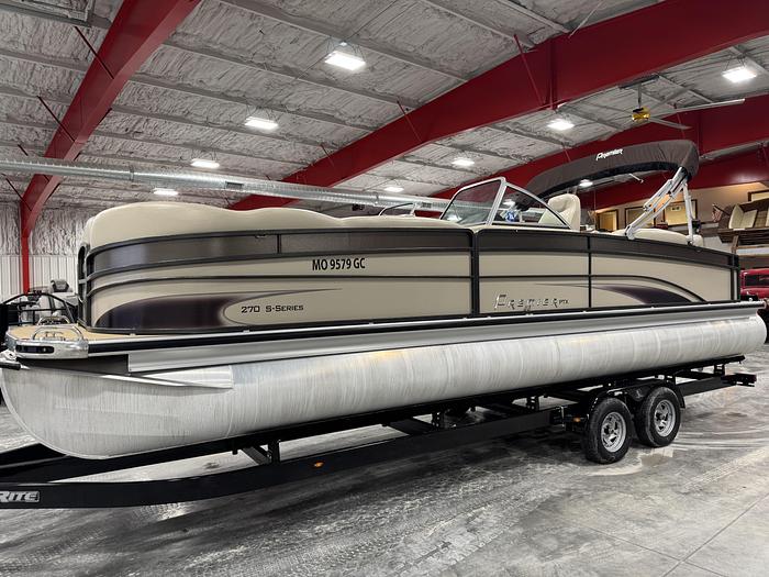 Used 2015 Premier 270 S
