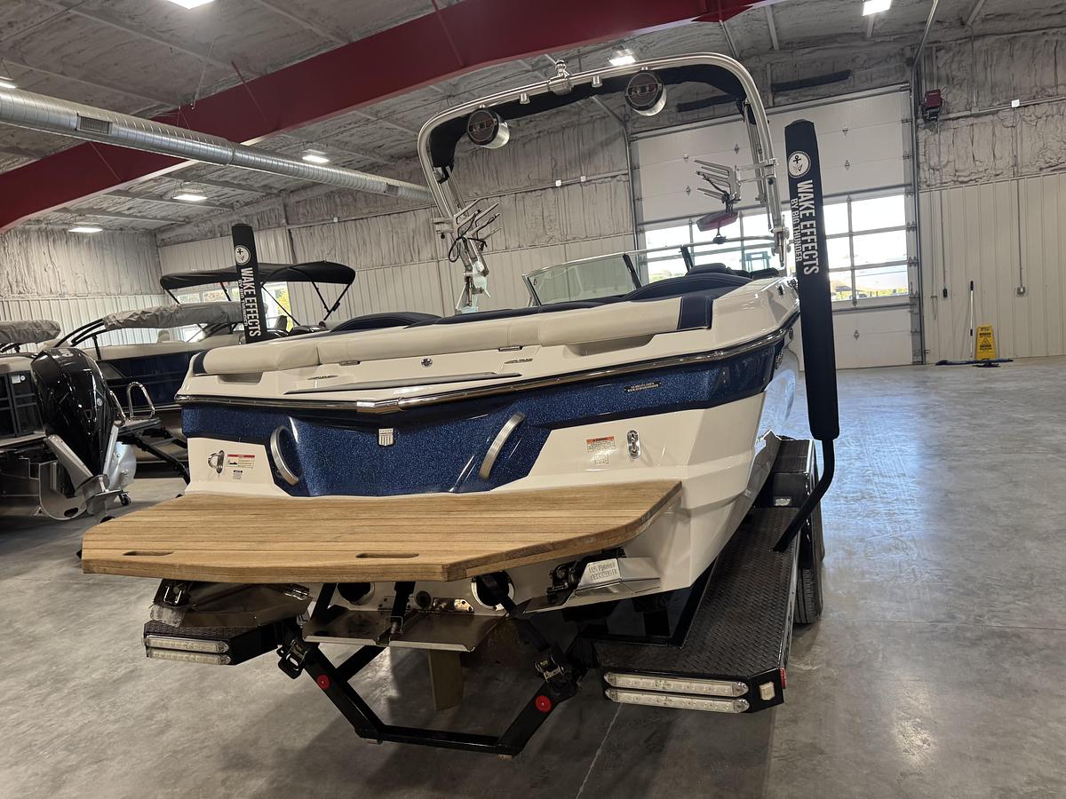 Used 2019 Mastercraft XT 25