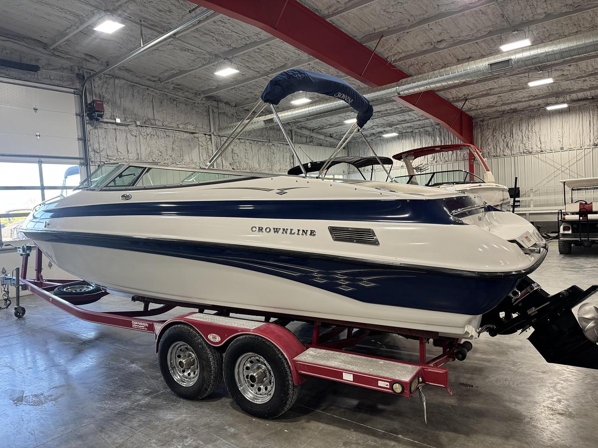 Used 2004 Crownline 266 BR