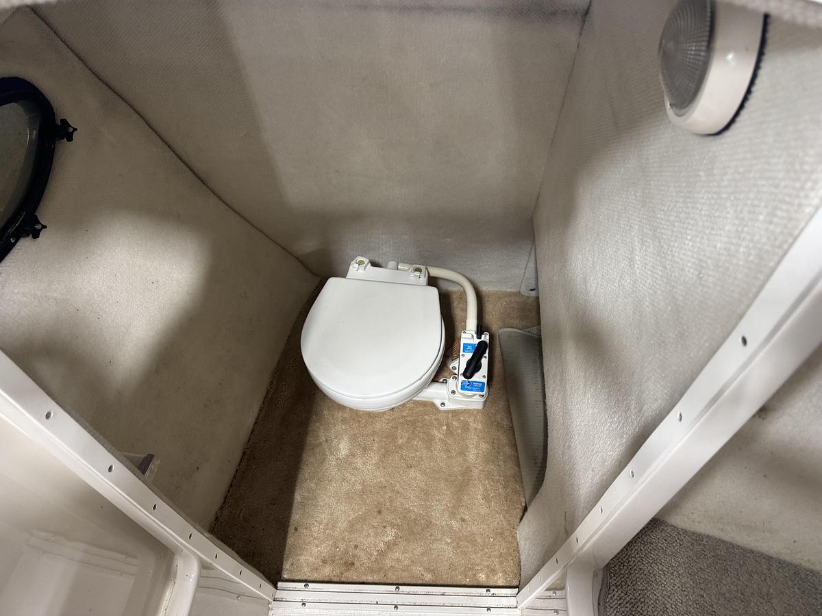 Used 1998 Regal 2800 LSR