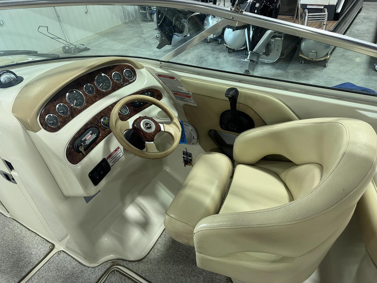 Used 2002 Sea Ray 270 Sundeck
