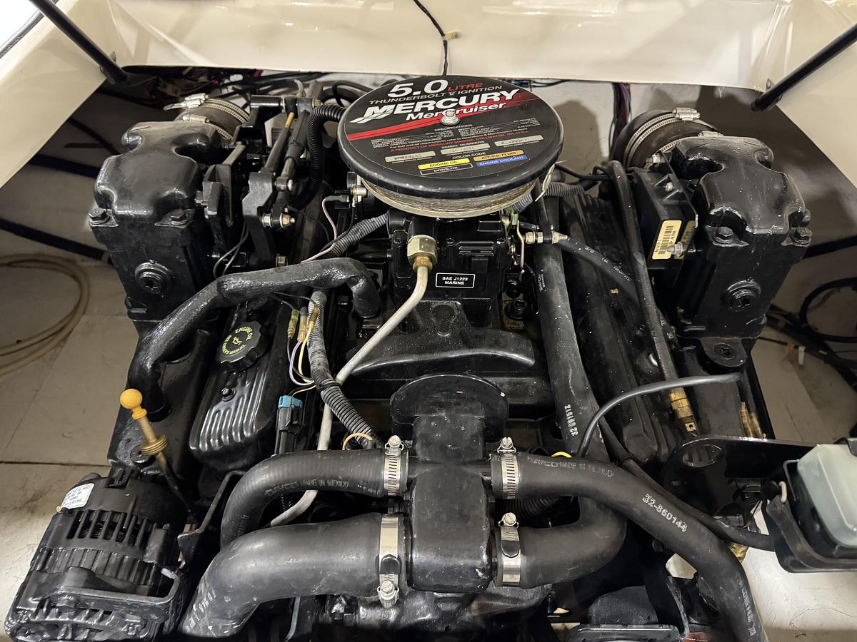 Used 2001 Bayliner 26 Rendevouz