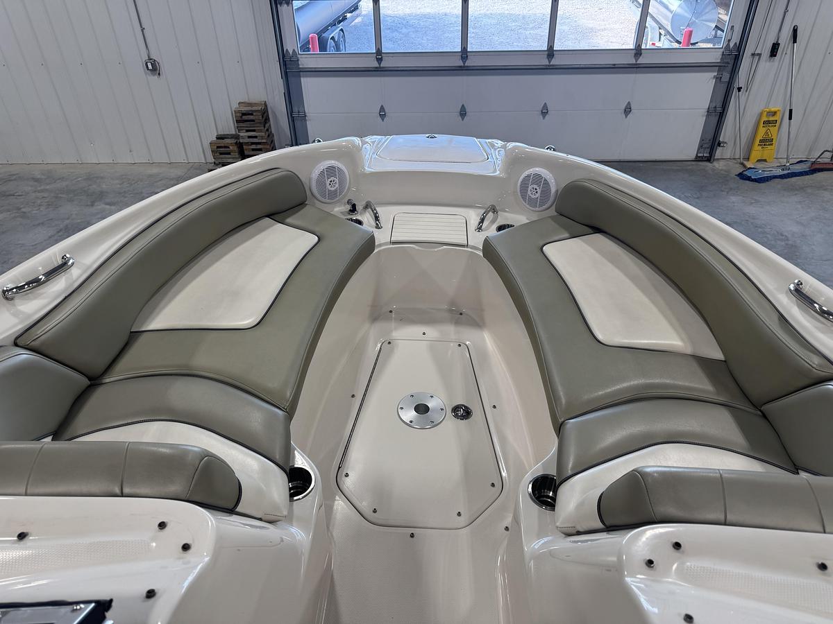 Used 2005 Sea Ray 240 Sundeck