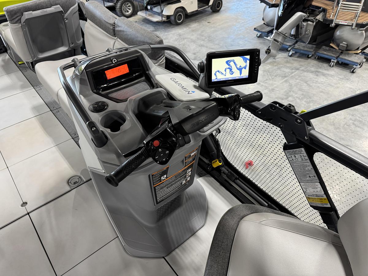 Used 2023 Sea Doo 21 Switch