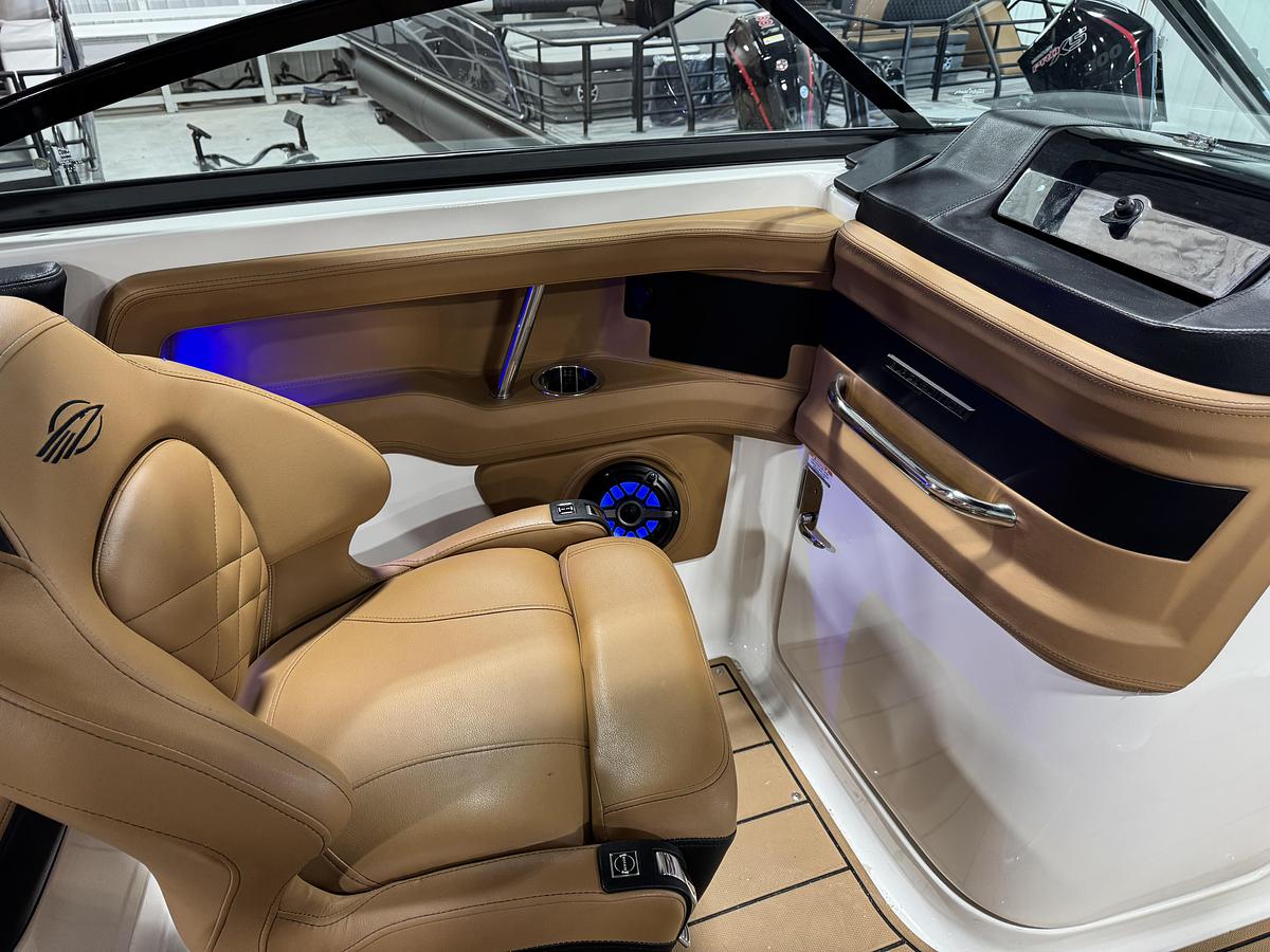 Used 2021 Chaparral 287 SSX