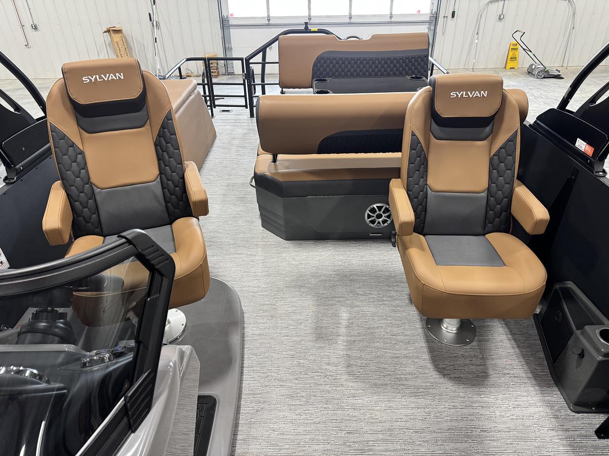 2026 Sylvan L-5 Platinum