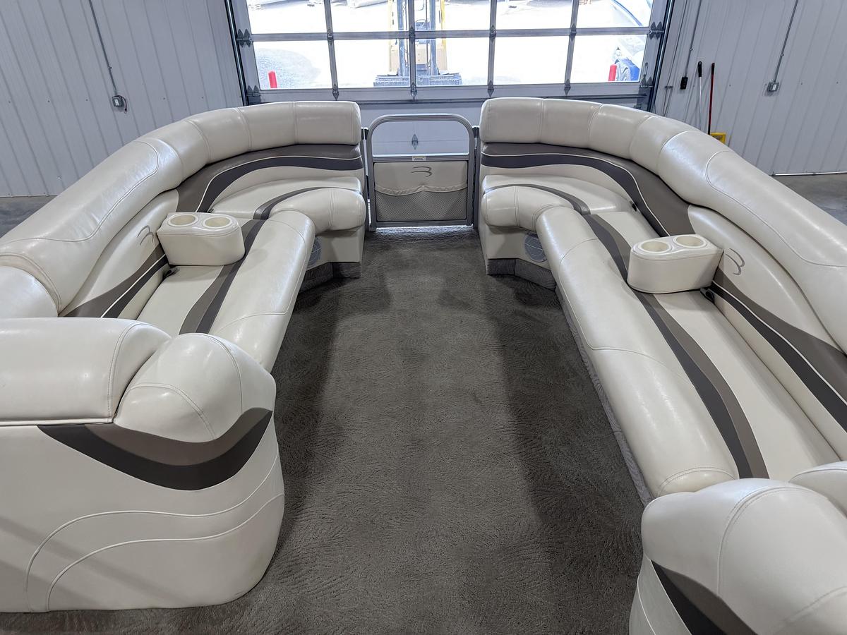 Used 2006 Bennington 2575 RL