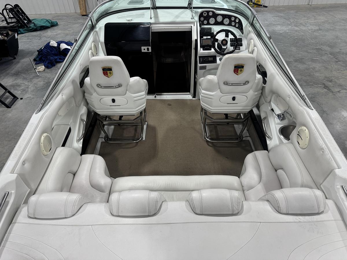 Used 2000 Mariah 302