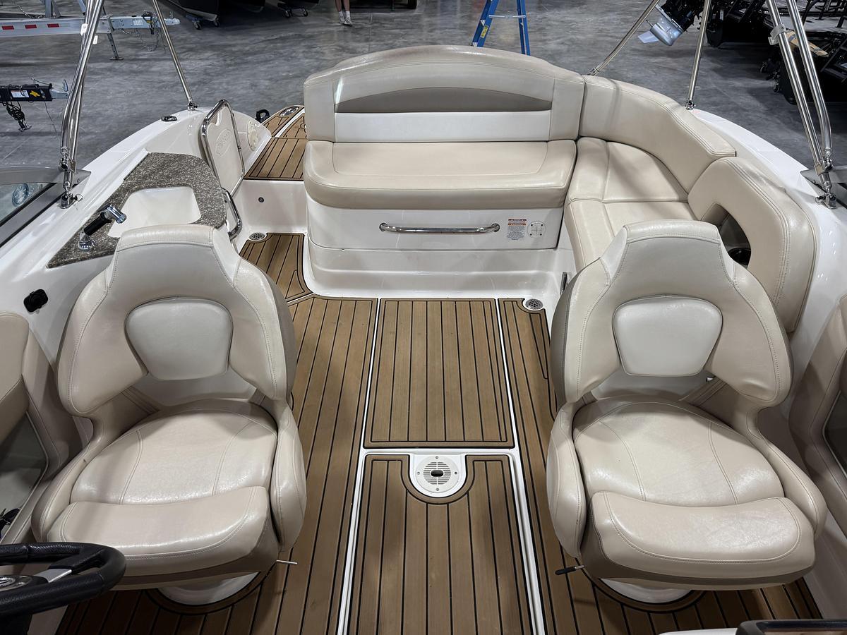 Used 2011 Chaparral 224 Sunesta
