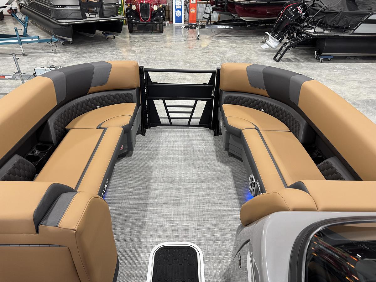 2026 Sylvan L-5 Platinum