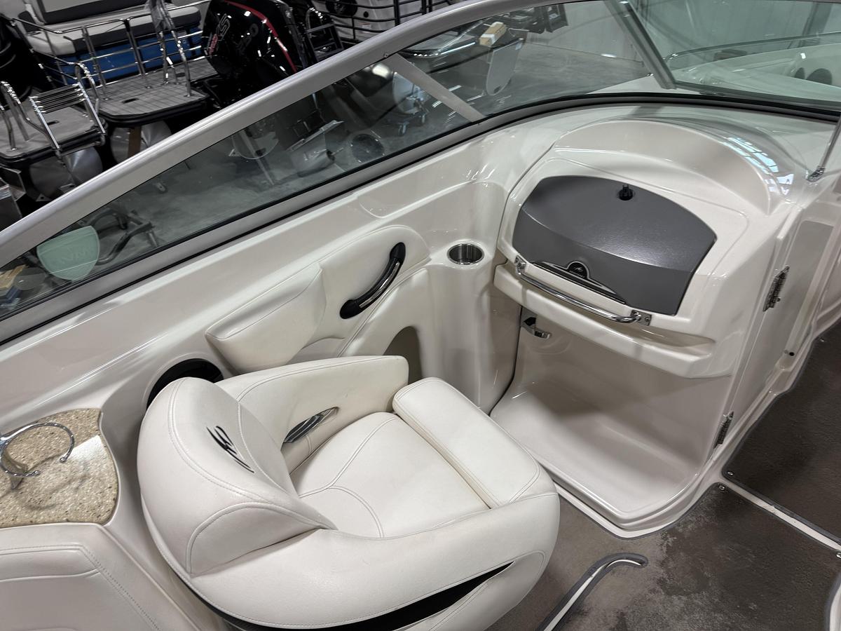 Used Monterey 264 FS