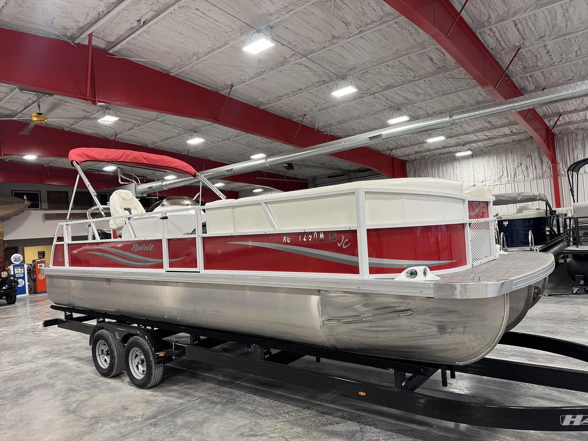 Used 2015 JC Tritoon 241 TT Sport