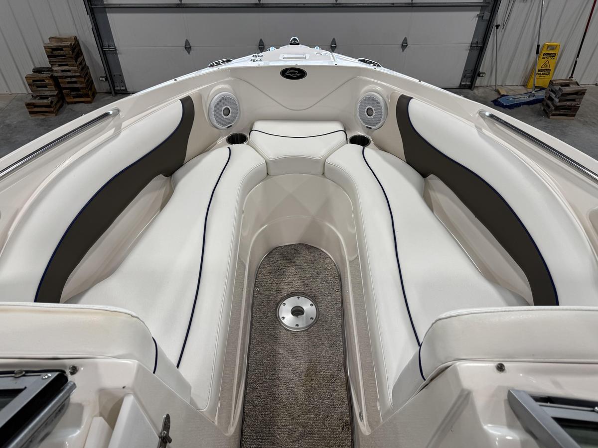 Used 2006 Rinker 246 BR