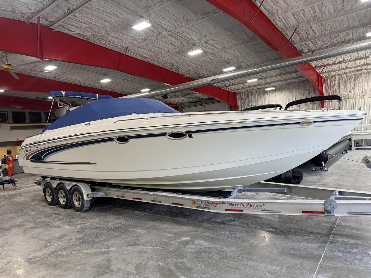 Used 2002 Formula 330 SS Sun Sport