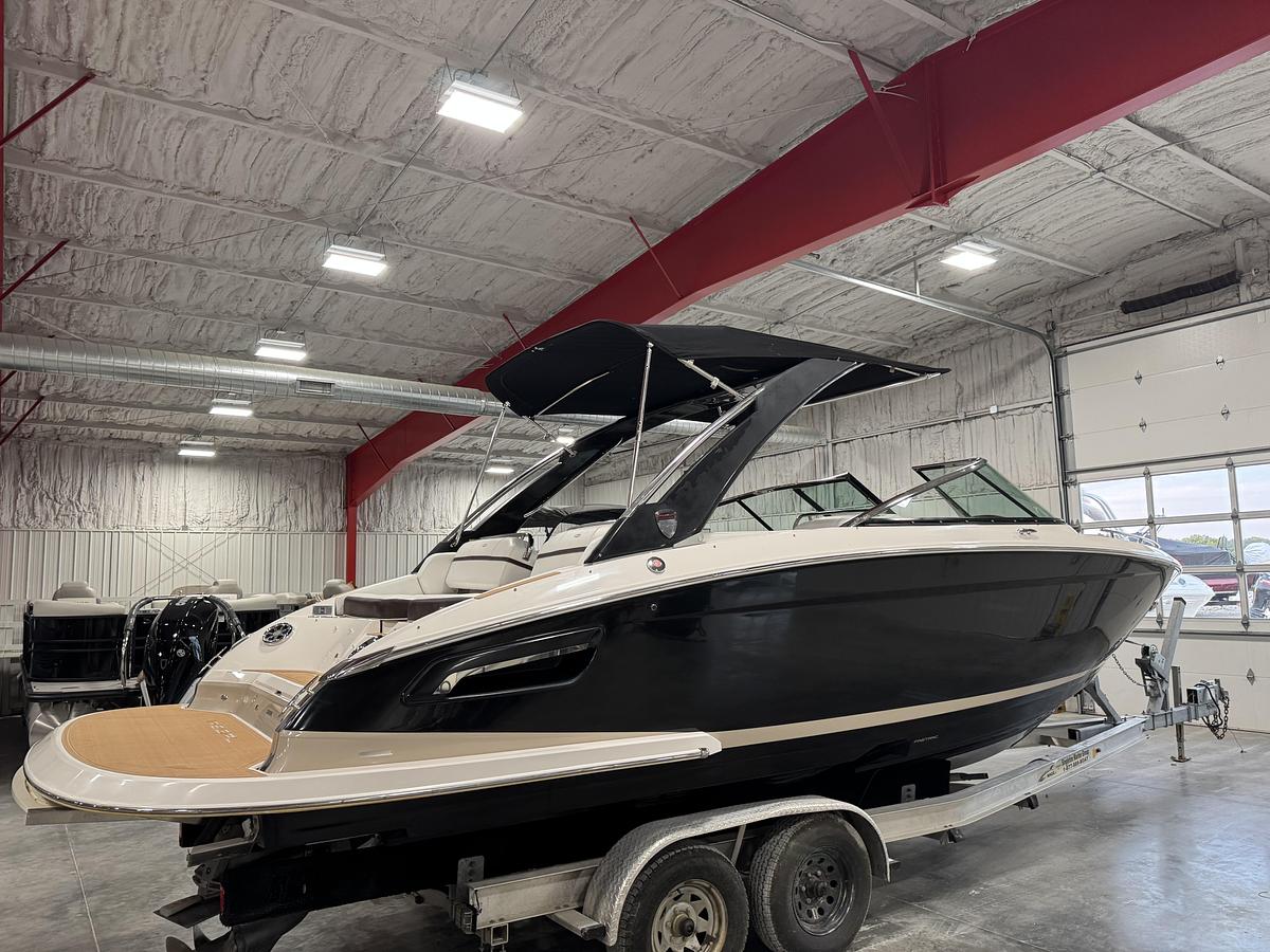 Used 2015 Regal 2800