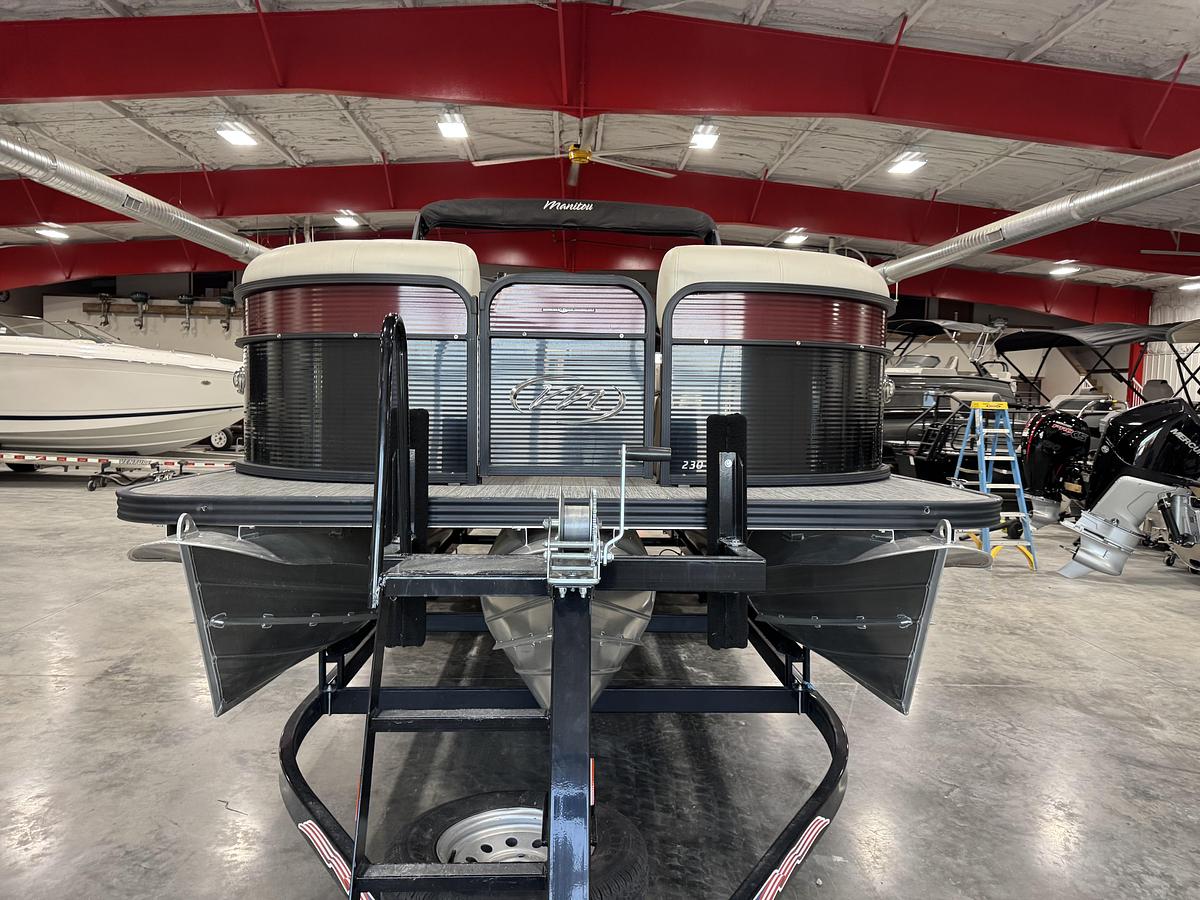 Used 2021 Manitou 23 Oasis