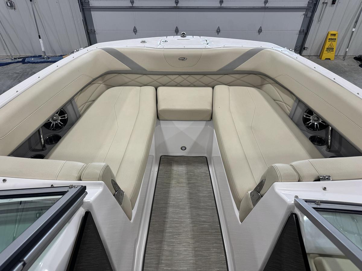 Used 2019 Regal 26 Fasdeck