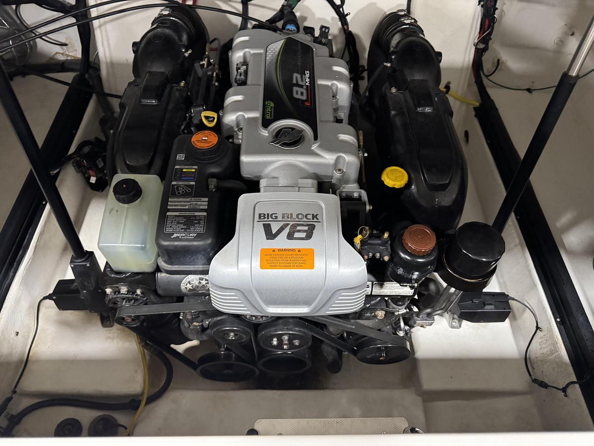 Used 2014 Chaparral 307 SSX