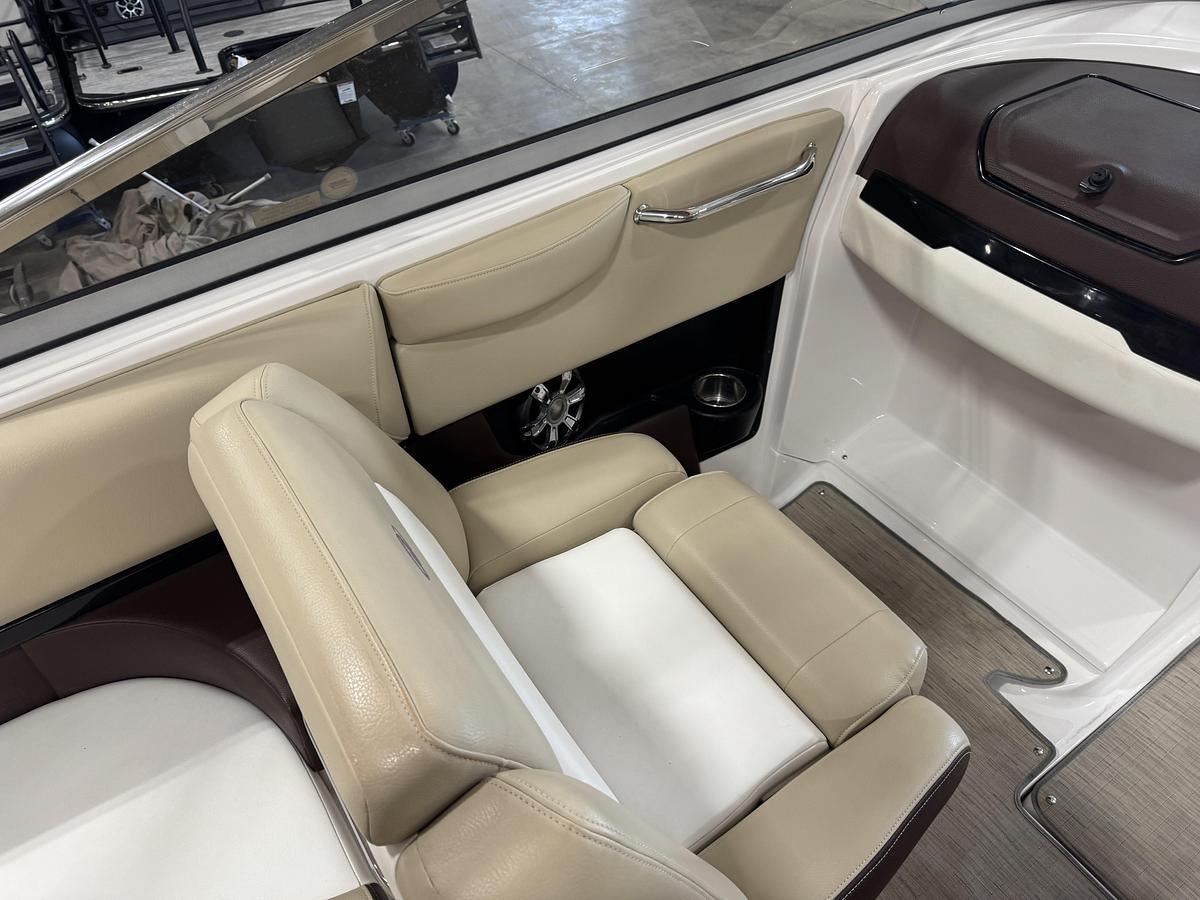 Used 2017 Regal 2700 BR