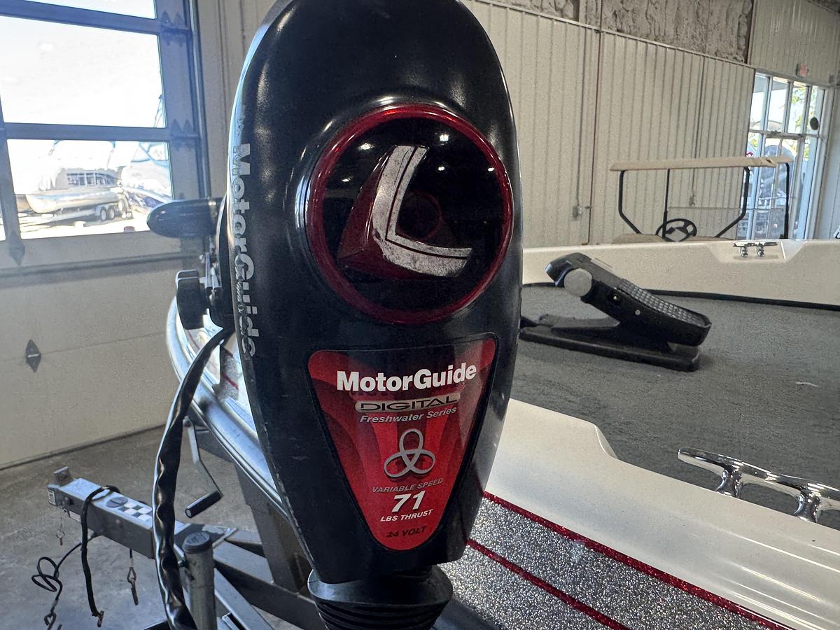 Used 2004 Stratos 290 FS