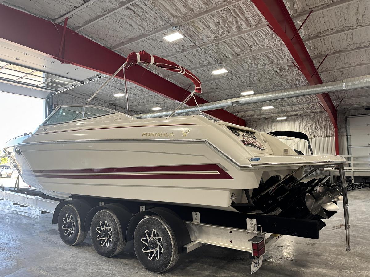 Used 2001 Formula 330 SS Sun Sport