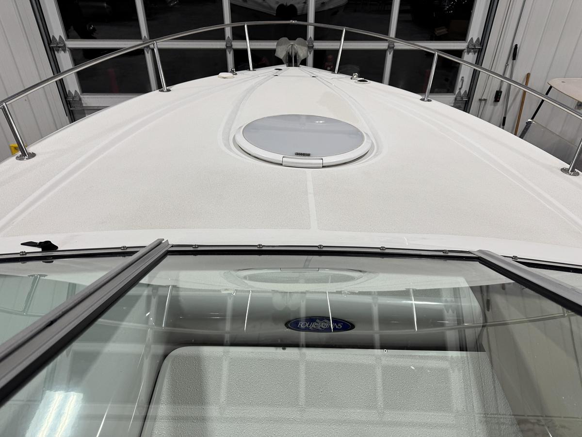 Used 2005 Four Winns 285 Sundowner