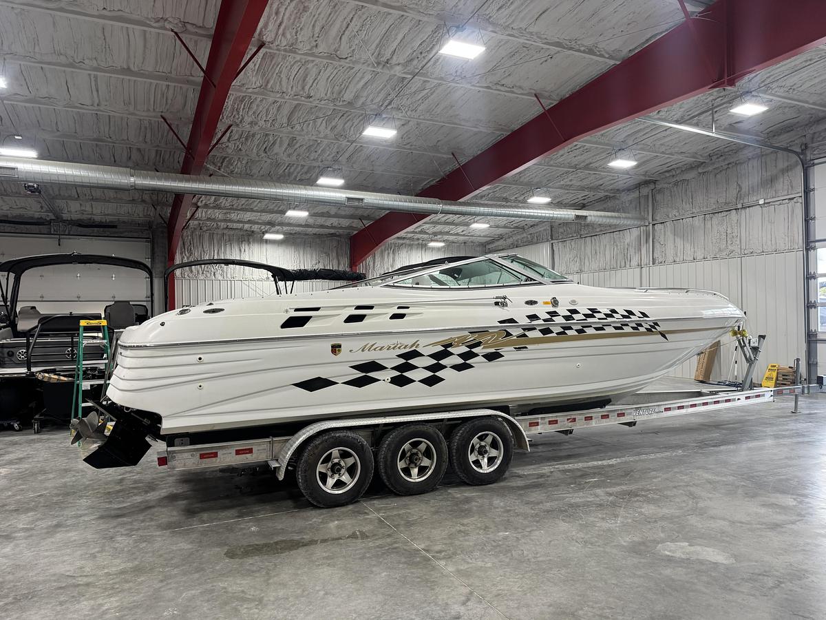 Used 2000 Mariah 302