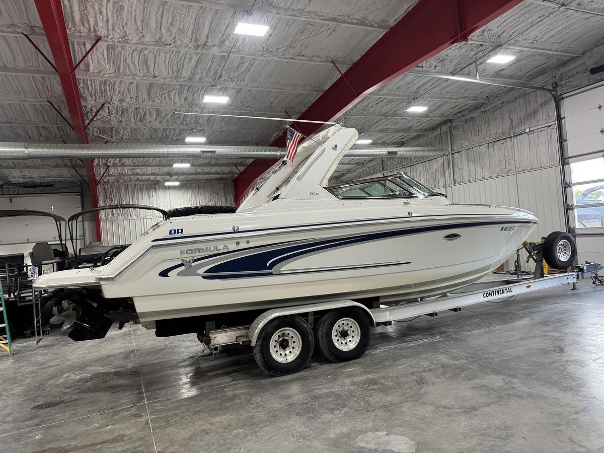 Used 2005 Formula 280 BR