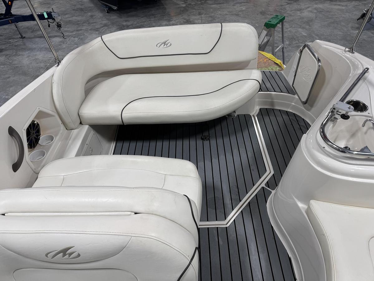 Used 2005 Monterey 250 CR