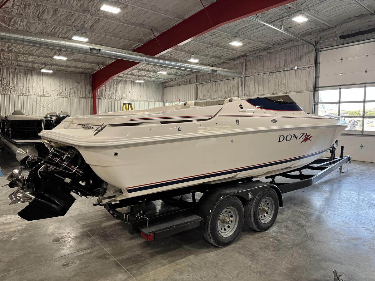 Used 2001 Donzi 28 ZXO for Sale at Heartland Marine