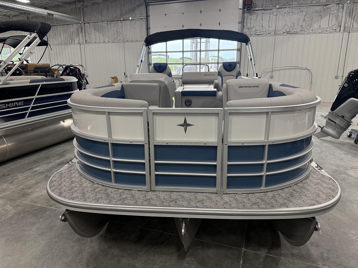 2026 Berkshire 24 UL LE