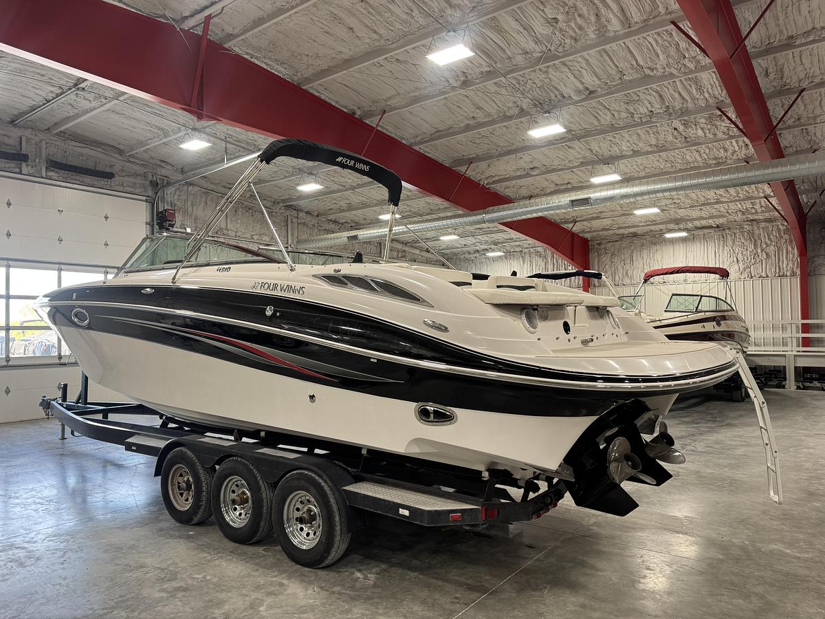 Used 2008 Four-Winns 310 BR