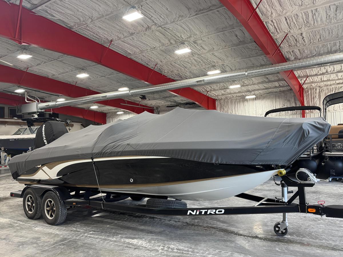 Used 2014 Nitro 21 ZV