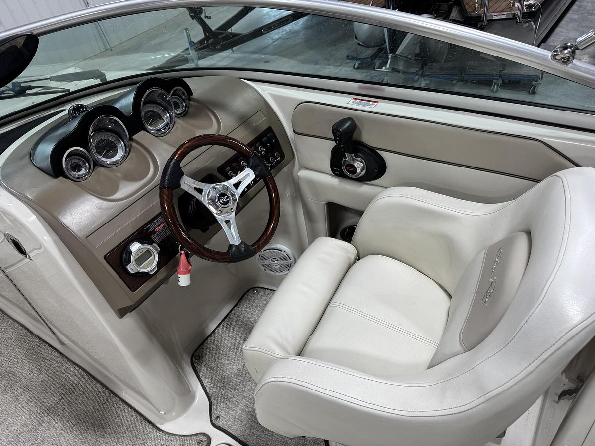 Used 2010 Sea Ray 280 Sundeck