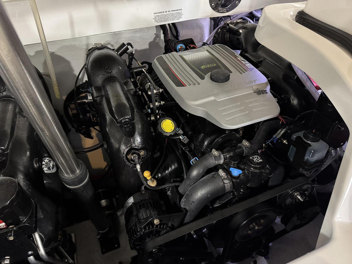 Used 2015 Cobalt 302 BR