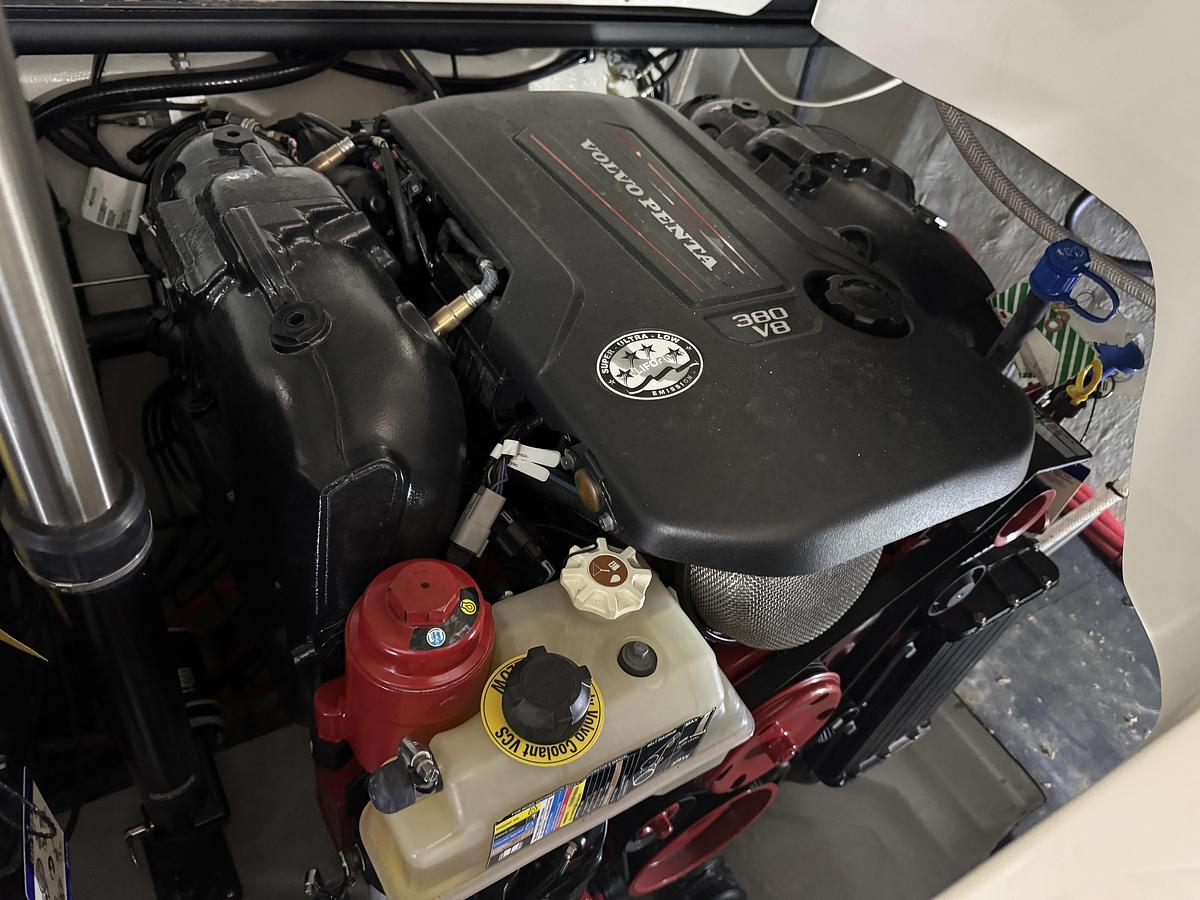 Used 2019 Cobalt R-35