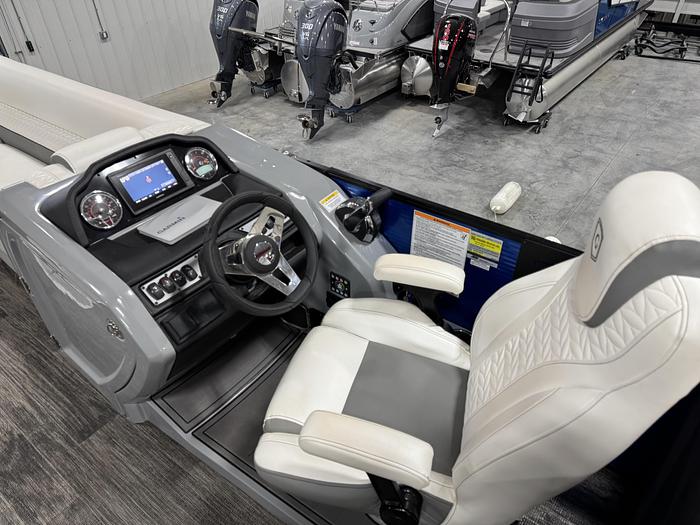 Used 2020 Godfrey 250 Monaco